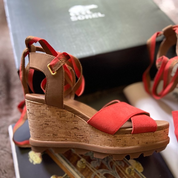 Sorel Joanie II Hi Ankle Lace Sandal - Picture 1 of 14